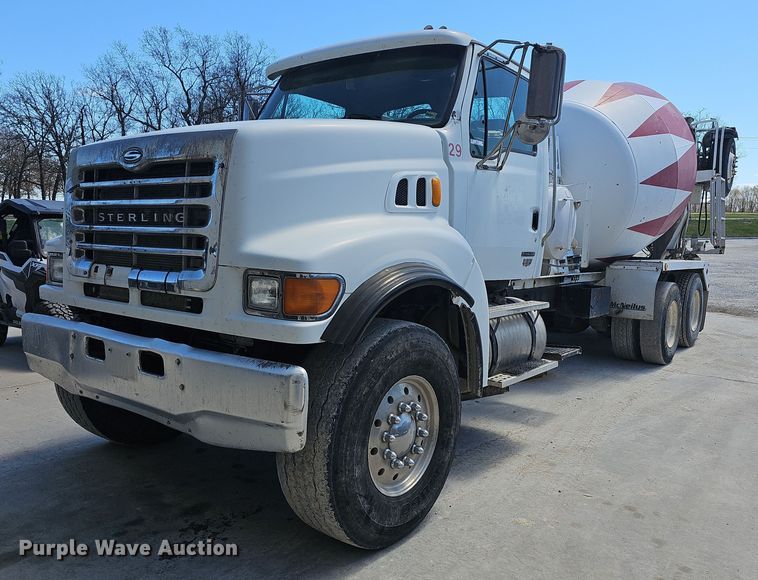 image for item MB9957 2004 Sterling L9500  ready mix truck