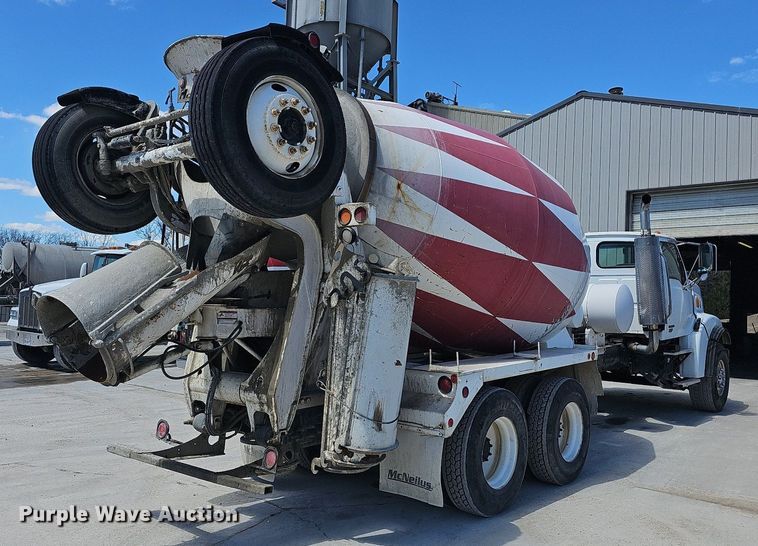 image for item MB9957 2004 Sterling L9500  ready mix truck