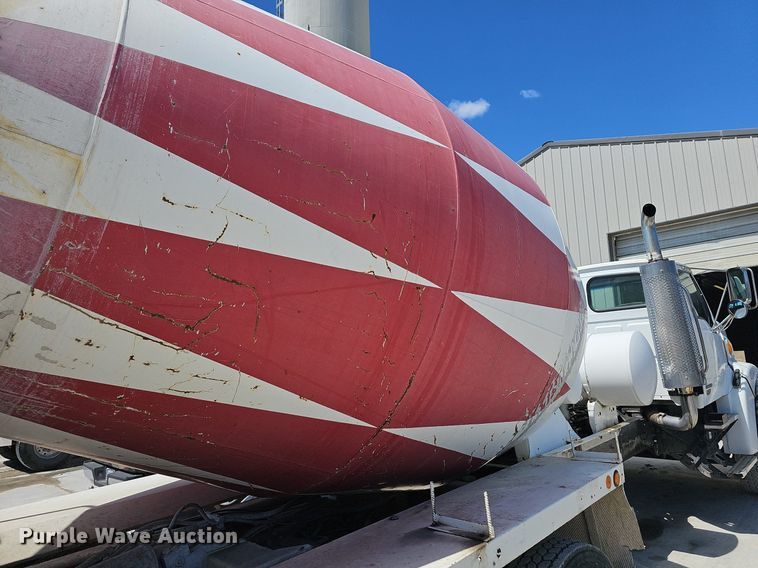 image for item MB9957 2004 Sterling L9500  ready mix truck