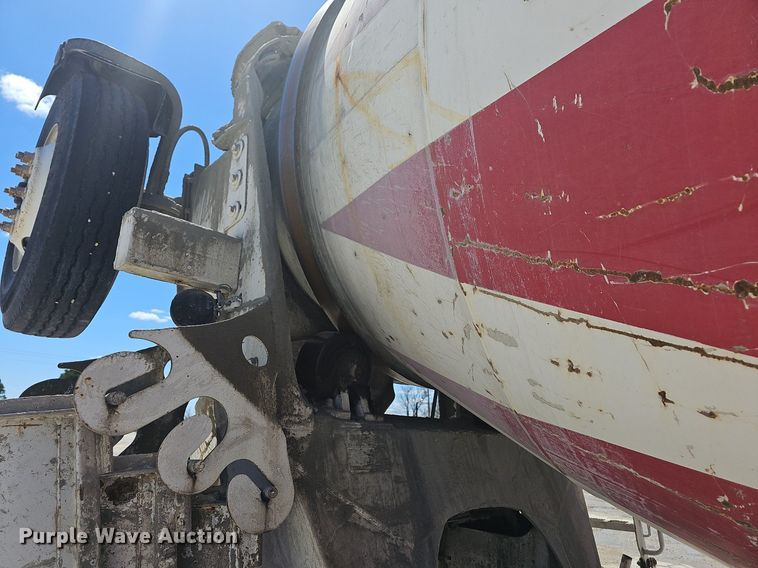 image for item MB9957 2004 Sterling L9500  ready mix truck