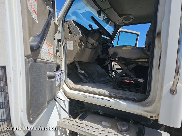 image for item MB9957 2004 Sterling L9500  ready mix truck