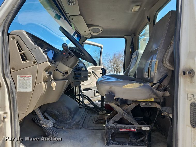 image for item MB9957 2004 Sterling L9500  ready mix truck