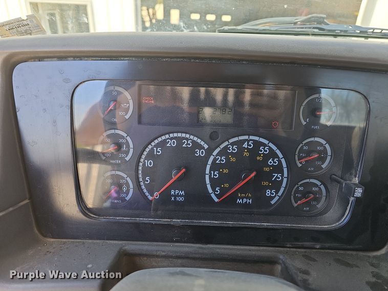 image for item MB9957 2004 Sterling L9500  ready mix truck