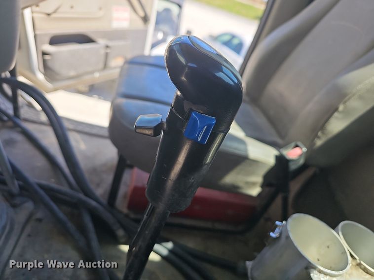 image for item MB9957 2004 Sterling L9500  ready mix truck