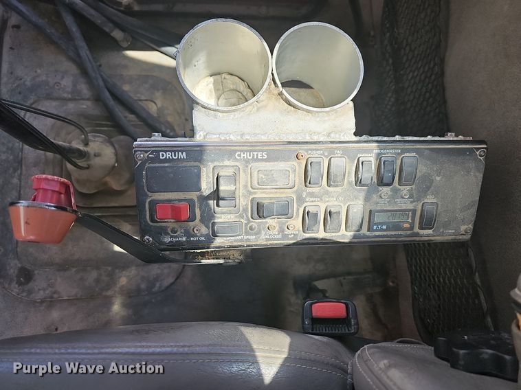 image for item MB9957 2004 Sterling L9500  ready mix truck