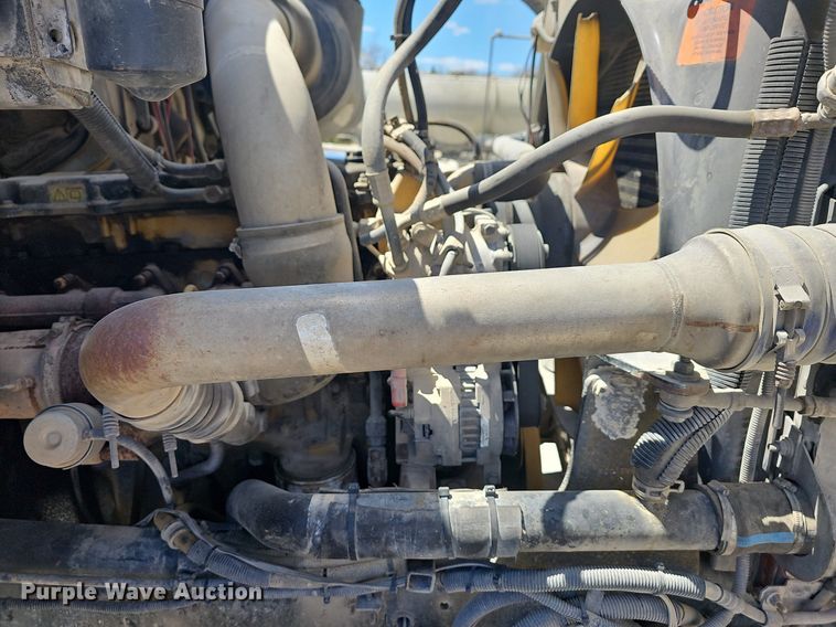 image for item MB9957 2004 Sterling L9500  ready mix truck