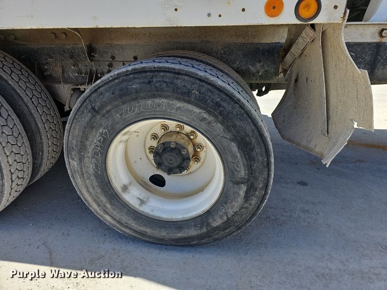 image for item MB9957 2004 Sterling L9500  ready mix truck