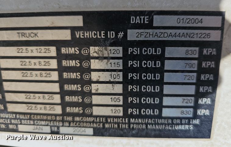 image for item MB9957 2004 Sterling L9500  ready mix truck