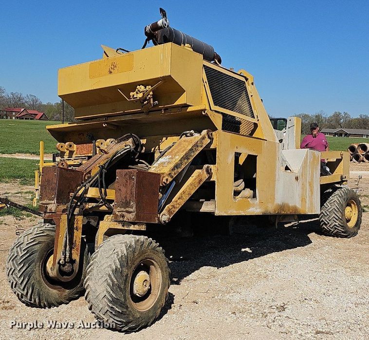 image for item MB9968 Easi-pour TP880D  curb machine