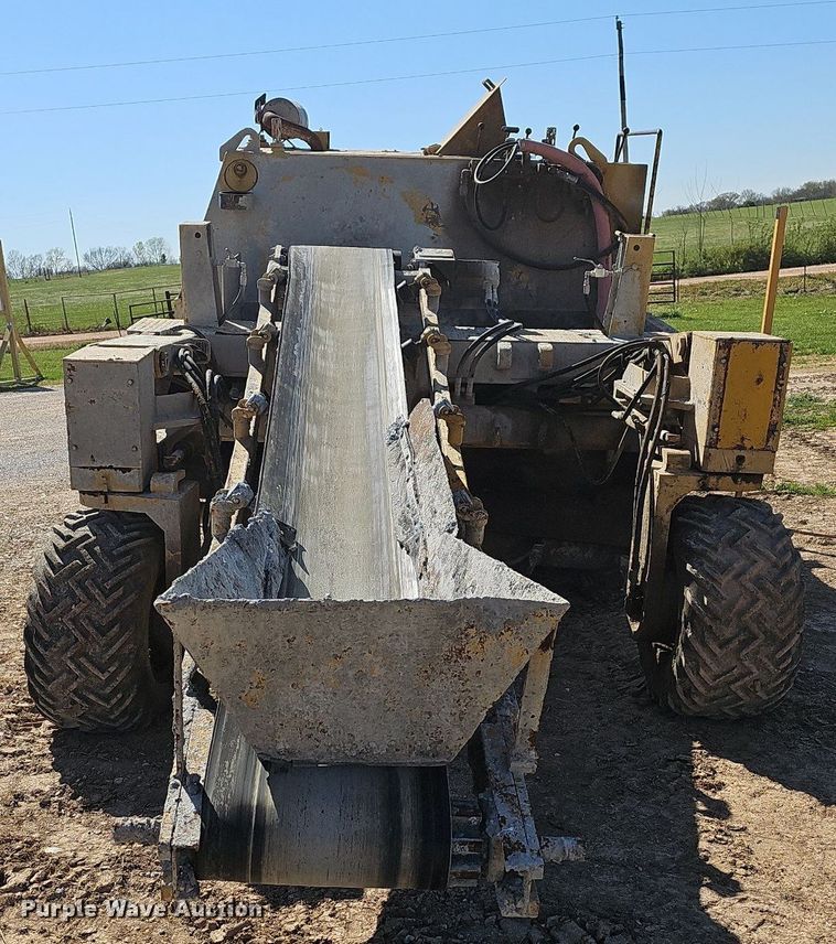 image for item MB9968 Easi-pour TP880D  curb machine