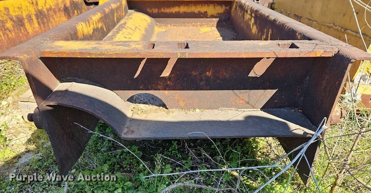 image for item MB9968 Easi-pour TP880D  curb machine