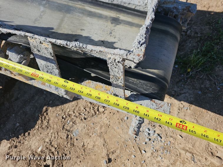 image for item MB9968 Easi-pour TP880D  curb machine