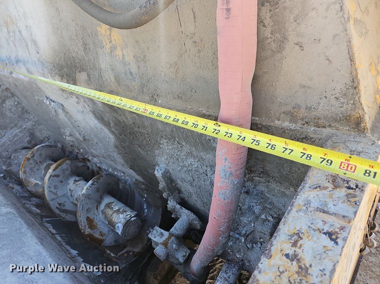 image for item MB9968 Easi-pour TP880D  curb machine