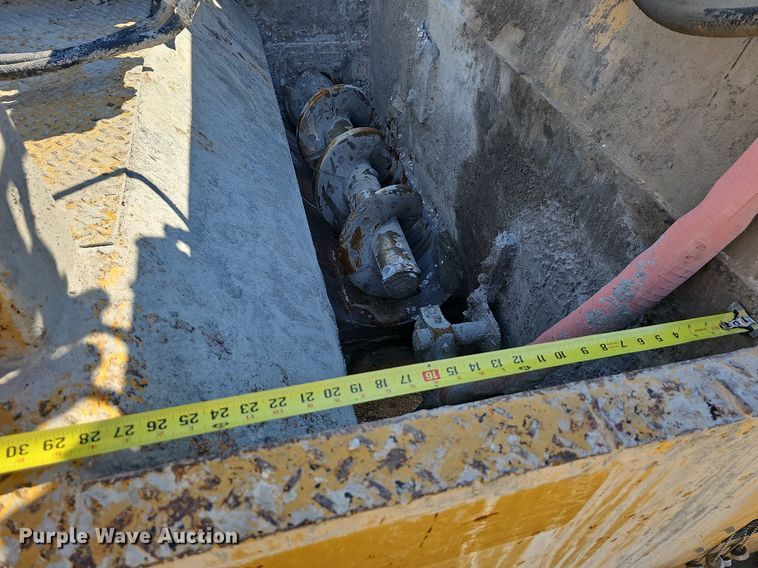 image for item MB9968 Easi-pour TP880D  curb machine