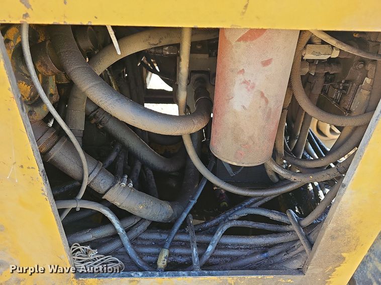 image for item MB9968 Easi-pour TP880D  curb machine