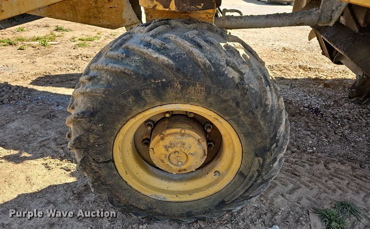 image for item MB9968 Easi-pour TP880D  curb machine