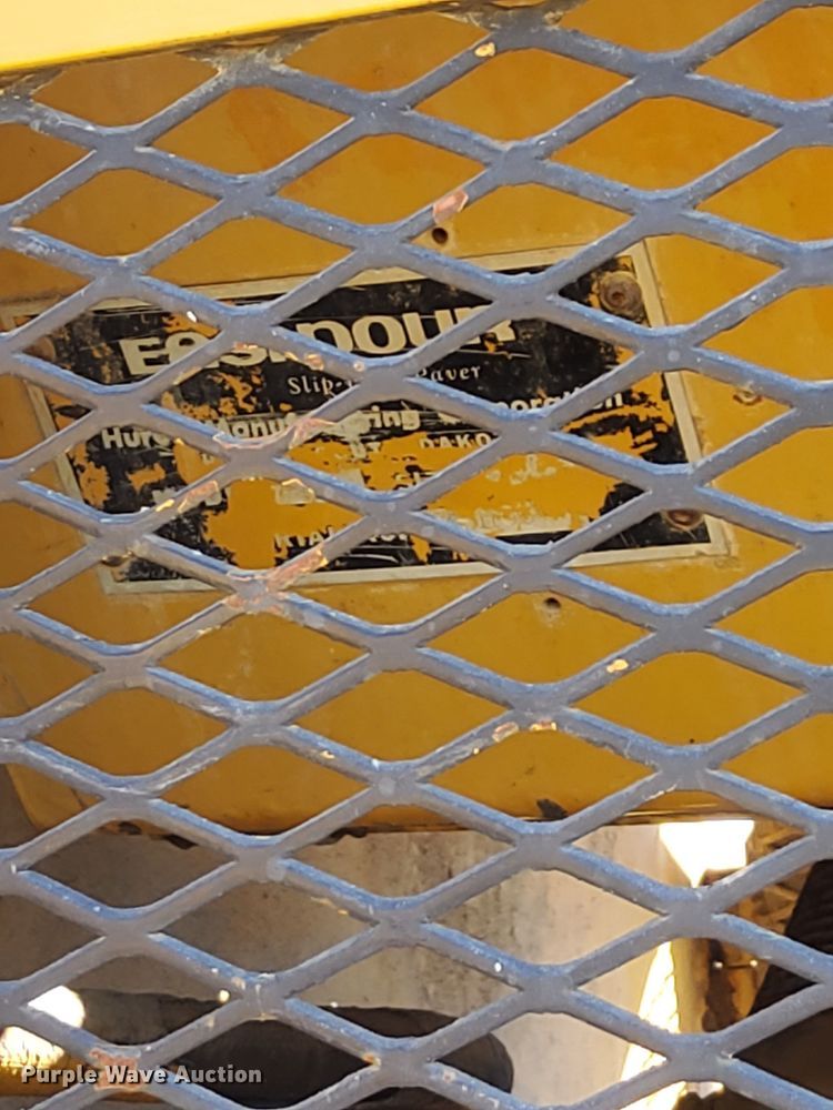 image for item MB9968 Easi-pour TP880D  curb machine