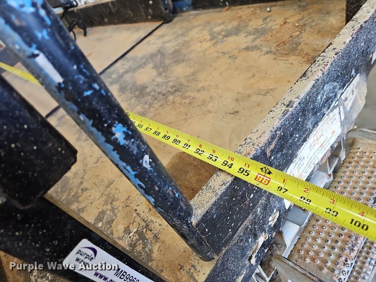 image for item MB9969 Genie GS-2646  scissor lift