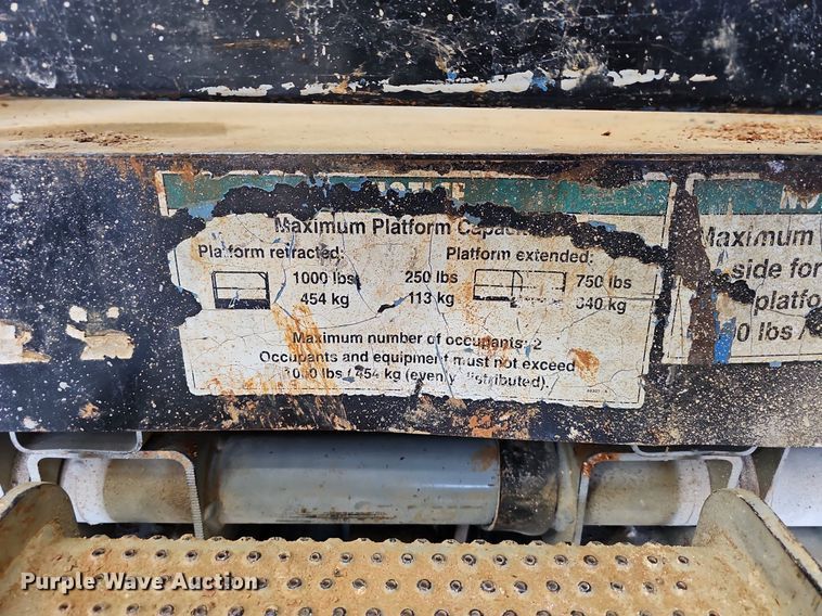 image for item MB9969 Genie GS-2646  scissor lift