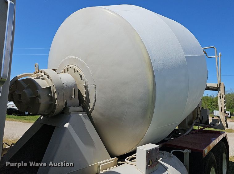 image for item MB9975 1995 Ford LT8000  ready mix truck