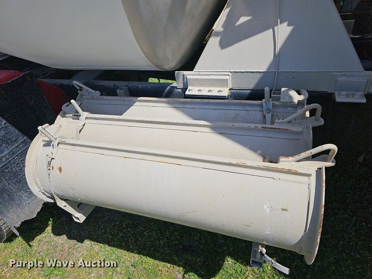 image for item MB9975 1995 Ford LT8000  ready mix truck