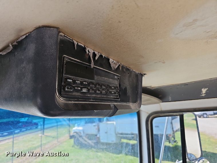 image for item MB9975 1995 Ford LT8000  ready mix truck