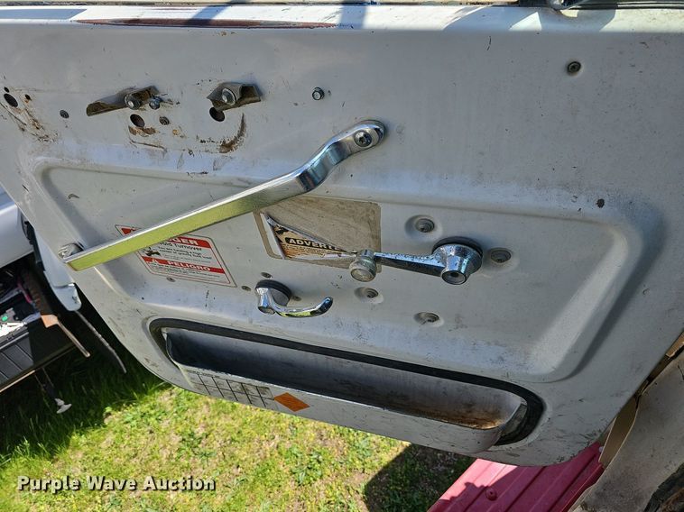 image for item MB9975 1995 Ford LT8000  ready mix truck