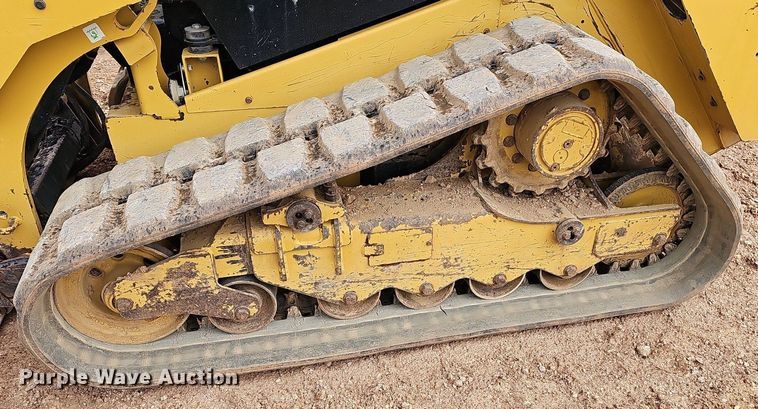 image for item MB9978 2015 Caterpillar 289D  tracked skid steer loader