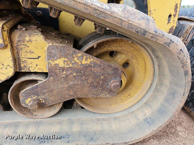 image for item MB9978 2015 Caterpillar 289D  tracked skid steer loader