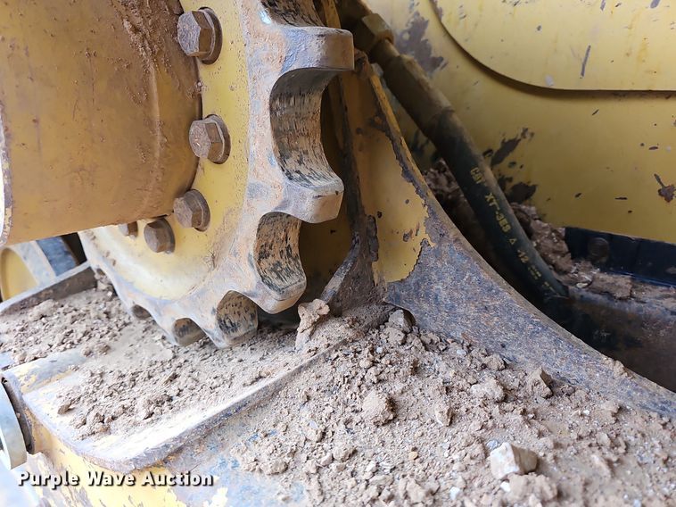 image for item MB9978 2015 Caterpillar 289D  tracked skid steer loader