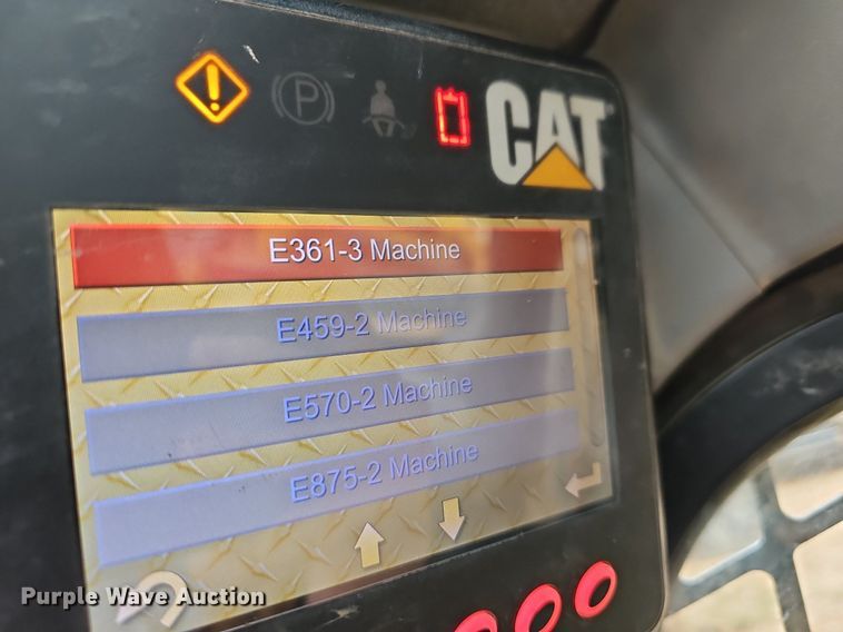 image for item MB9978 2015 Caterpillar 289D  tracked skid steer loader