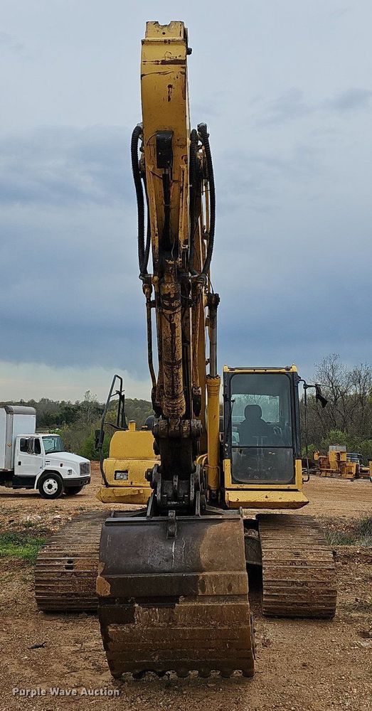 image for item MB9979 2006 Komatsu PC220LC-8  excavator