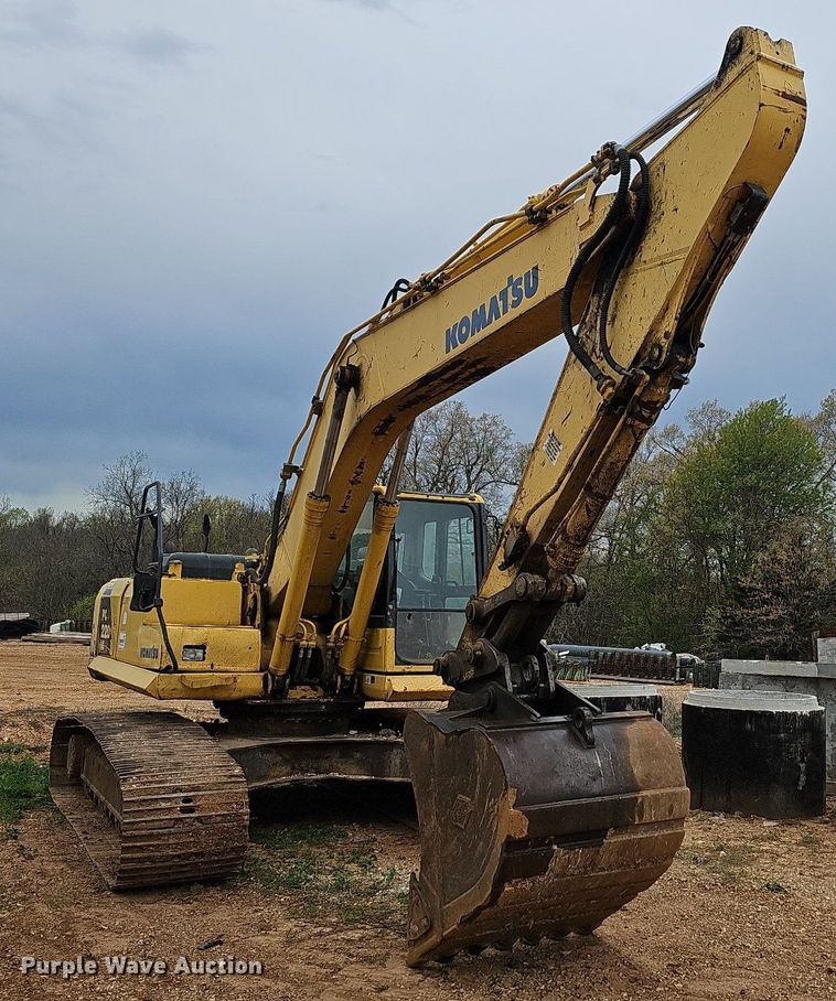 image for item MB9979 2006 Komatsu PC220LC-8  excavator