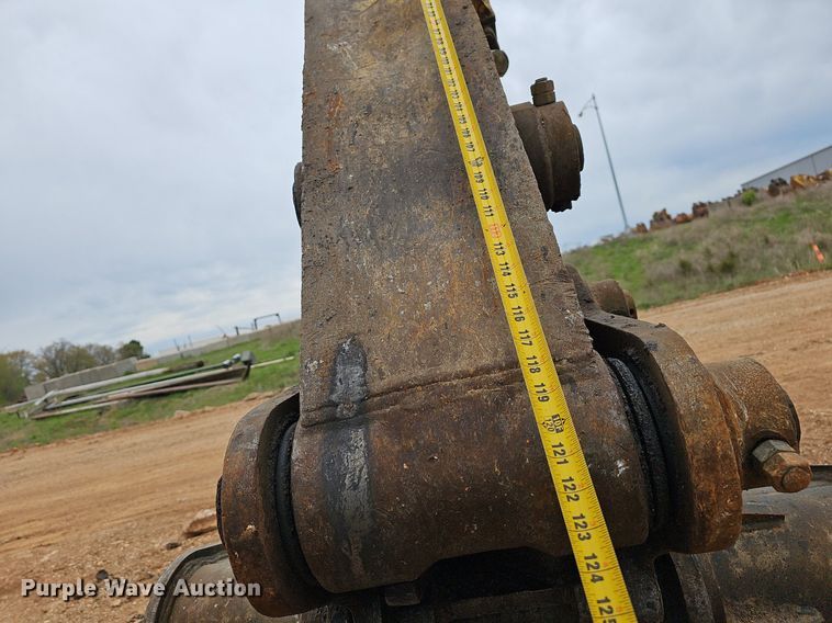 image for item MB9979 2006 Komatsu PC220LC-8  excavator