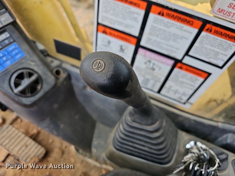 image for item MB9979 2006 Komatsu PC220LC-8  excavator