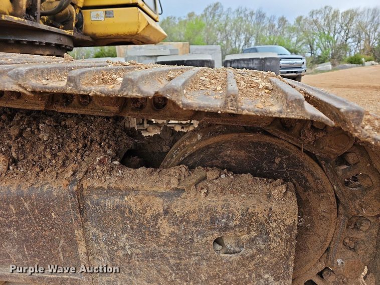 image for item MB9979 2006 Komatsu PC220LC-8  excavator