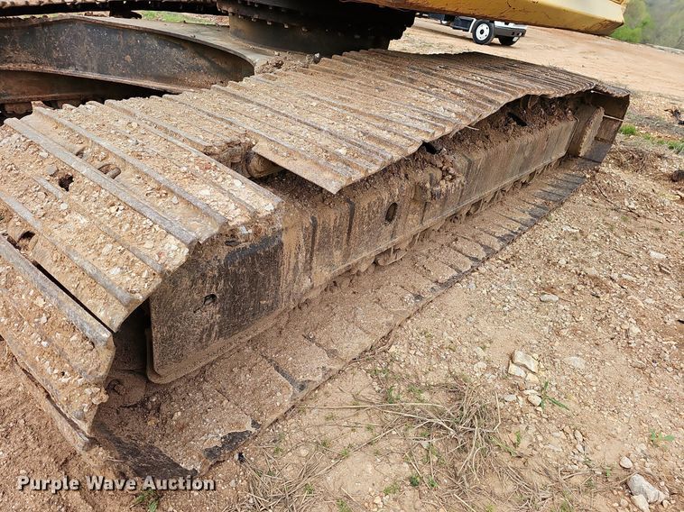 image for item MB9979 2006 Komatsu PC220LC-8  excavator