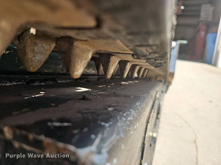 image for item MB9984 2015 Vermeer S725TX  compact utility loader