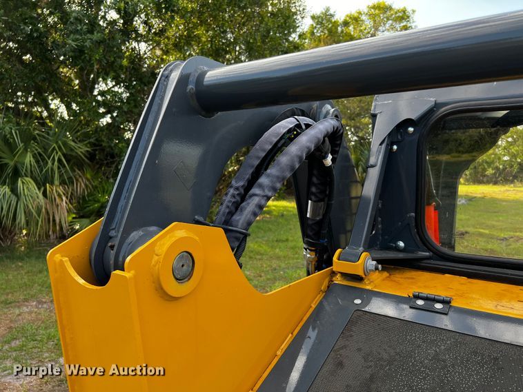 image for item MF9888 2022 John Deere 317G  tracked skid steer loader