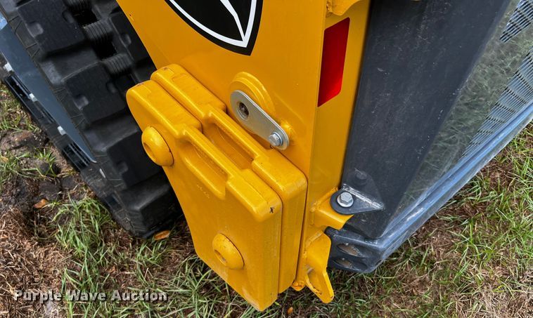 image for item MF9888 2022 John Deere 317G  tracked skid steer loader