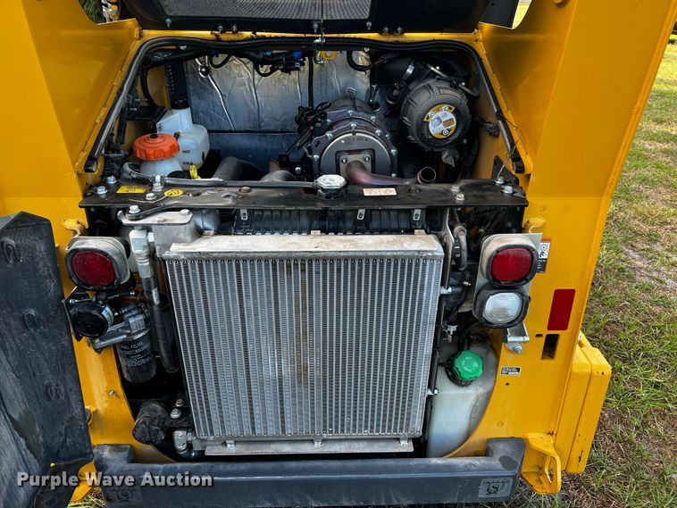 image for item MF9888 2022 John Deere 317G  tracked skid steer loader