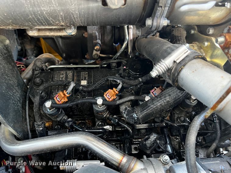 image for item MF9888 2022 John Deere 317G  tracked skid steer loader