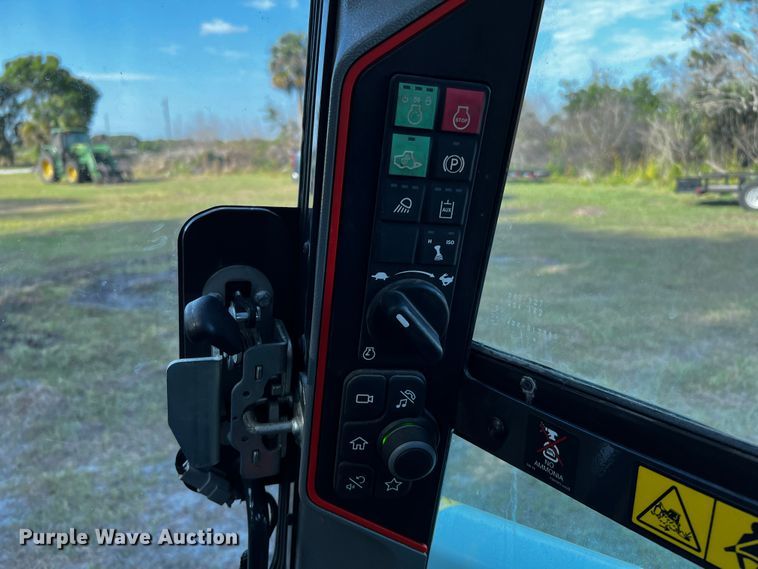 image for item MF9890 2022 Bobcat T66  tracked skid steer loader