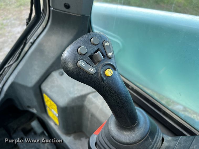 image for item MF9890 2022 Bobcat T66  tracked skid steer loader