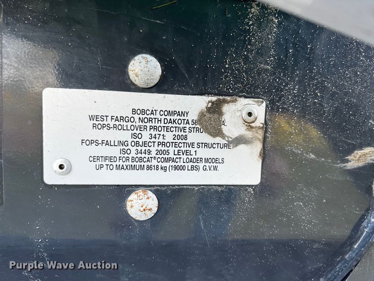 image for item MF9890 2022 Bobcat T66  tracked skid steer loader