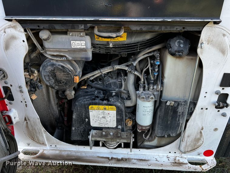 image for item MF9890 2022 Bobcat T66  tracked skid steer loader