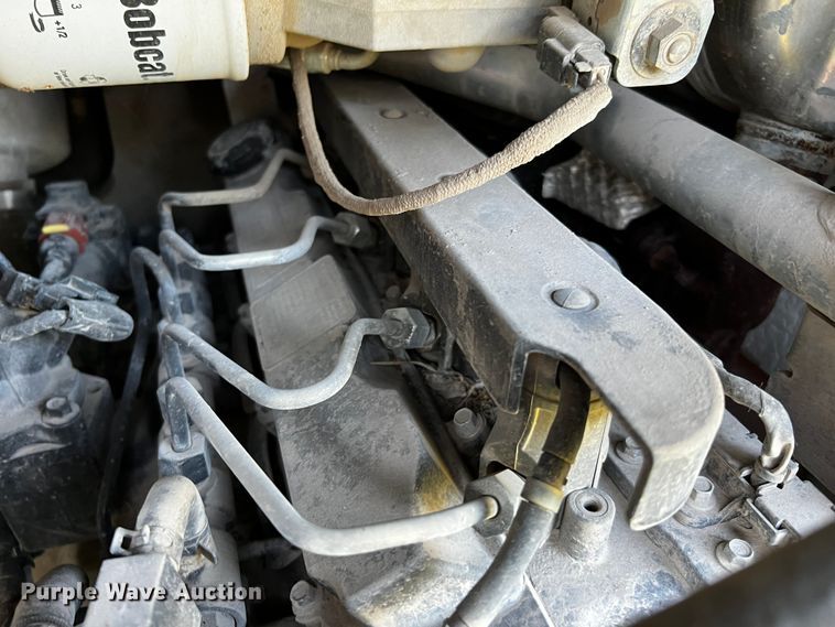 image for item MF9890 2022 Bobcat T66  tracked skid steer loader