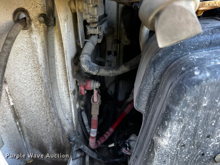 image for item MF9890 2022 Bobcat T66  tracked skid steer loader