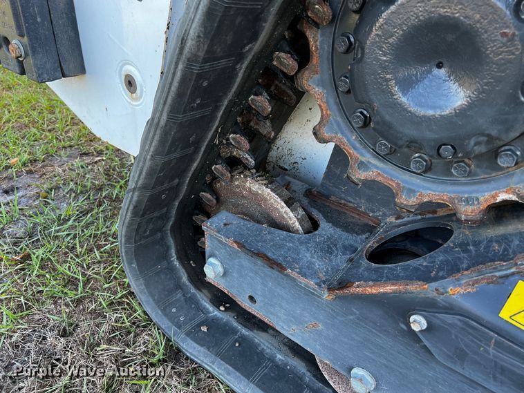 image for item MF9890 2022 Bobcat T66  tracked skid steer loader