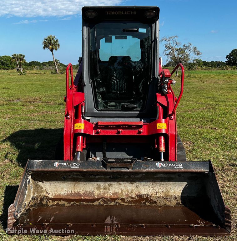 image for item MF9891 2020 Takeuchi TL8R2  tracked skid steer loader